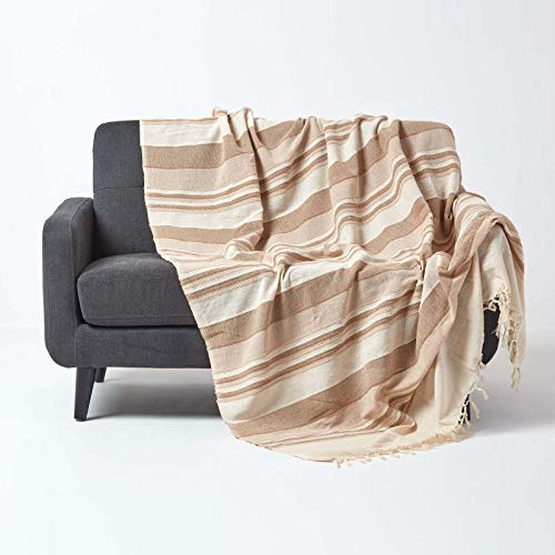 Homescapes große Tagesdecke Morocco, Sofa-Überwurf aus 100% Baumwolle, weiche Wohndecke 225 x 255 cm, gestreift, mit Fransen (225 x 255 cm, Beige)