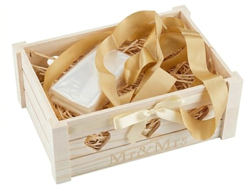 Mr & Mrs Geschenkkorb Hochzeit aus Holz 30x20x12 cm – Geschenkbox Kiefer mit Herzmotiv, Geschenkfolie 100x100 cm, Schleife & Papier – Hochzeitsgeschenk Brautpaar Deko