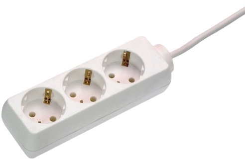 as - Schwabe 3-Fach Steckdosenleiste weiß 230 V / 16 A | Mehrfachstecker mit 3 m Leitung & erhöhtem Berührungsschutz – Steckdosen 45° gedreht – Mehrfachsteckdose Indoor – IP20, 11331