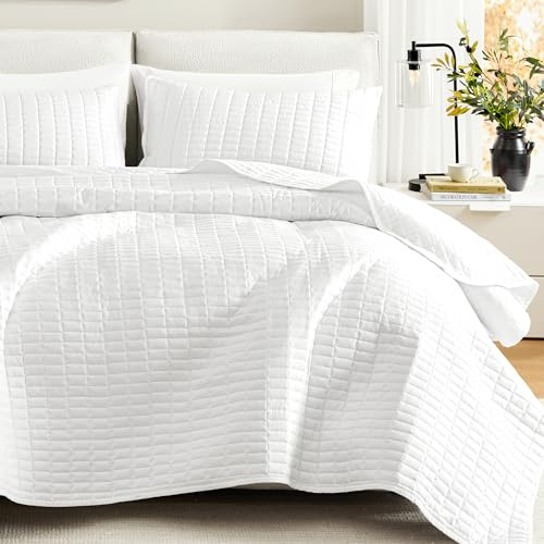 Comfort Spaces Kienna Quilt Set- Double Sided Stitching Design Summer Blanket, Lightweight, Soft, All Season Bedding Layer, Matching Sham, White, Coverlet King (104x90) 3 Piece