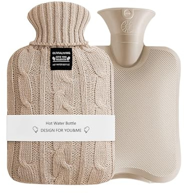 OliviaLiving 2-Liter Wärmflasche Wärmbeutel mit Strickbezug – wiederverwendbare Wärme-Kälte-Packung zur Schmerzlinderung, zum Aufwärmen, Wiedereinfrieren und die Wärme-Kälte-Therapie