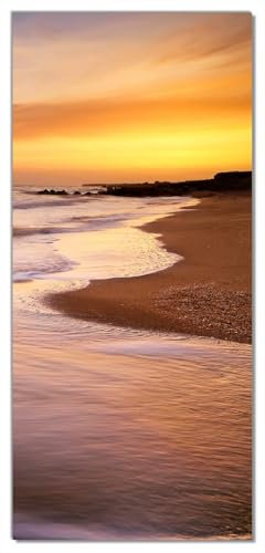 Wallario Selbstklebende Türtapete Sonnenuntergang am Strand - Abendspaziergang - Türposter 93 x 205 cm Abwischbar, rückstandsfrei zu entfernen