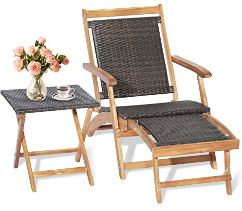 GIANTEX Juego de Tumbonas de Patio, Tumbona Plegable de Exterior de Madera con Mesa Auxiliar, Asiento y Tablero de Ratán con Reposabrazos y Otomana Retráctil para Patio, Piscina