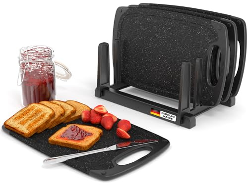 KPYTO Frühstücksbrettchen 4-er Set mit Ständer 24x14 cm, schwarz-schwarz spülmaschinenfest beidseitig rutschfest mit Saftrille und Griff Schneidebrettchen Kunststoff klein antibakteriell