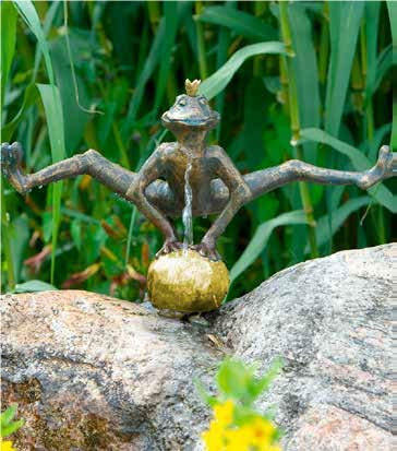 Ambiente Froschkönig Dietmarwasserspeiend, Krone vergoldetH 29 cm, B 51 cm, T 17 cmMaterial : Bronze