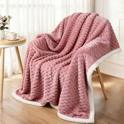 Famibay Coperta per Divano 150x200 cm, Grande, Rosa, Morbida e Soffice, Coperta Doppia in Pile Spessa 3D Jacquard per Divano, Letto, Poltrona