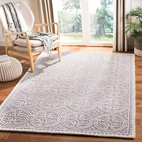 SAFAVIEH Traditionell Teppich für Wohnzimmer, Esszimmer, Schlafzimmer - Cambridge Collection, Kurzer Flor, Lavendel und Elfenbein, 122 X 183 cm