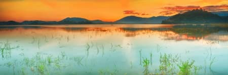 Acryl-Bild 120 x 40 cm: Panorama eines Lak-Sees bei Sonnenaufgang(15127920)
