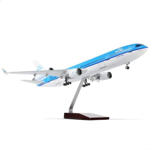 QIYUMOKE MD-11 flygplansmodell i skala 1:130, kompatibel med KLM, inklusive stativ (47 cm lång), tillverkad av harts, perfekt som souvenir för vuxna, som dekoration för hem eller kontor.