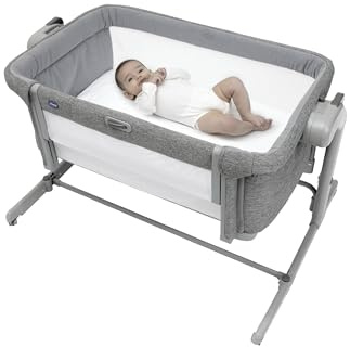 Chicco Next2Me Magic Evo Spjälsäng, kompatibel med olika sängar, gungläge, justerbar höjd, glidbarriär, 4 hjul, god luftcirkulation, madrass och väska ingår, 0-6 m