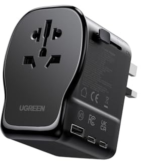 UGREEN 65W Reiseadapter Weltweit mit USB-C - Universal Adapter für über 200 Länder mit 4-in-1 Steckern (EU/UK/US/AU),4 Ports, Kompakt und Sicher - Ideal für Geschäftsreisen und Urlaub