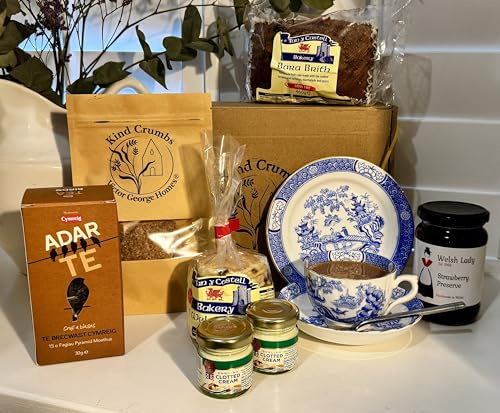 Welsh Vintage Afternoon Tea Hamper with Vintage China Cup, Welsh Cakes, Bara Brith, Strawberry Jam, Clotted Cream & Tea – Gift Box Set