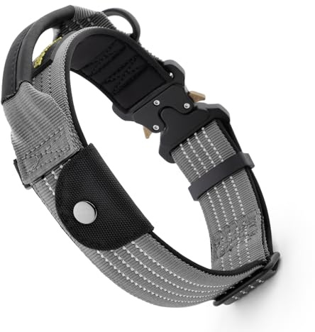 Plutus Pet Taktisches Hundehalsband mit Tracker-Paket für AirTag, verstellbares reflektierendes Nylonhalsband, Metallschnalle, lederumwickelter Griff, weich gepolstert für mittelgroße und große Hunde