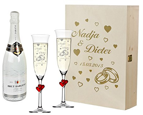 polar-effekt 2 Sektgläser mit roten Herzen und Sekt-Flasche in Geschenkbox - Personalisiert mit Gravur - Hochzeit Geschenkidee Sektglas-Set - Motiv Ringe mit Herzen