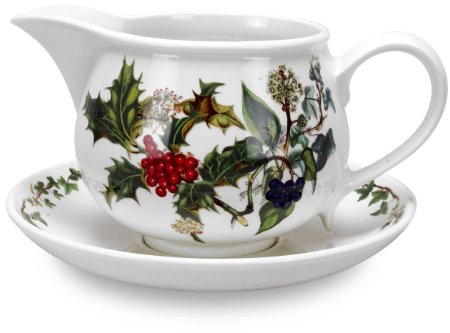 Portmeirion x The Holly & Ivy Gravy Boat and Stand - White Ceramic Gravy Jug, Dishwasher, Microwave & Dishwasher Safe, Suitable for Everyday Dining or as a Gift