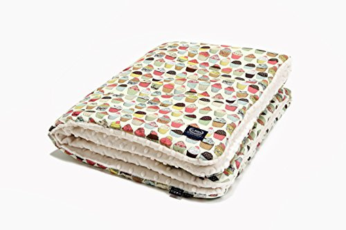 La Millou Baby- und Kinderdecke Schmusedecke doppellagig Minky Stoff 80x100cm cupcakes/ ecru