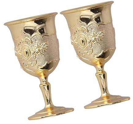 VERDANVERSE 2pcs Retro Style Metal Wine Goblets Red Wine Cups Golden European Vintage Stemware Set for Home Bar Party