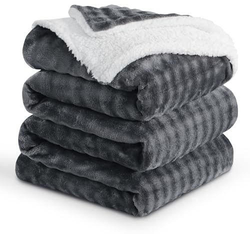 RUIKASI Plaid Couverture Polaire 220x240 - Plaid Lit Grande Taille Jete de Canape, Couverture Canapé 220 x 240 Sherpa 2 Personnes Doux et Chaud Hiver, Gris