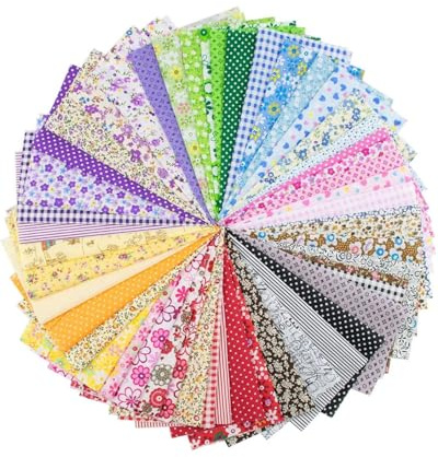TPZORJX 50pcs Tela algodon Telas Patchwork, 10 cm x 10 cm tela de algodón paquete, Tela de Algodón de Navidad Telas Navideñas Patchwork, para Acolchado DIY para Manualidades de Costura