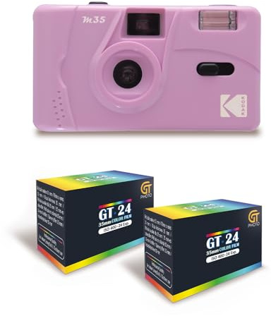 KODAK M35 - Fotocamera ricaricabile da 35 mm, obiettivo grandangolare fisso, mirino ottico, flash incorporato, viola + 2 pellicole GT24, colore compatibile con 24 esposizioni