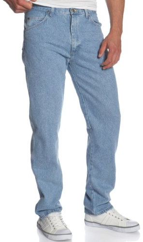 Wrangler Men's Rugged Wear Classic Fit Jean