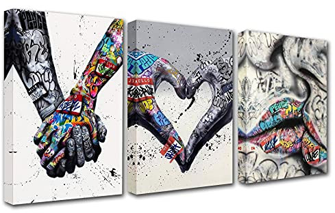 Banksy Street Art Graffiti Handbilder Herz Liebe Gemälde Romantischer Kuss Kunst für Wohnzimmer Geschenk 3 Stück Leinwand-Wandkunst nordische Heimdekoration gerahmt zum Aufhängen Poster und Drucke