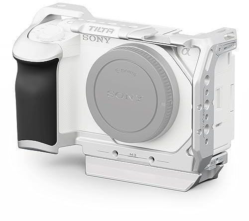 TILTA Cage pour caméra complète Compatible avec Sony ZV-E1 avec récepteur Cold Shoe, Rail NATO, Filetage M3 pour Support d'objectif et Filetage ¼-20 avec Points de repère - Argent TA-T35-FCC-S
