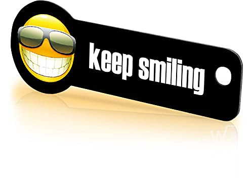 Einkaufswagenlöser ® Keep Smiling/Entriegler für Einkaufswagen – inkl. 1 Jahr Schlüsselfundservice/Einkaufswagenchip abziehbar/Einkaufschip zum rausziehen/Schlüsselanhänger Metall / 1 Stück