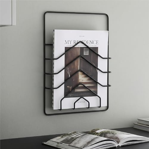 LM 42 Magazinhalter Wandregal Arrow, Schwarz Stahl finnisches Design, Zeitungshalter Wand Organizer Zeitschriftenhalter Briefablage