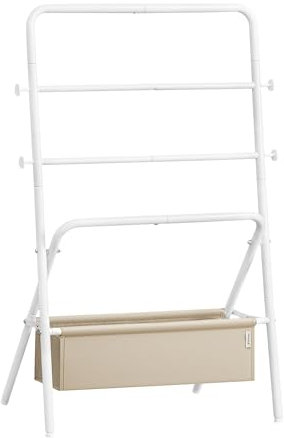 VASAGLE Portasciugamani da Terra, Scaffale Porta Coperte, Pieghevole, 4 Ganci, Sacchetto in Tessuto, Alto 98,6 cm, Camera da Letto Soggiorno Bagno, Bianco Perla e Marrone Cammello LLS020W01
