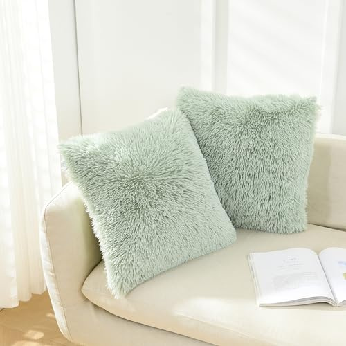 NordECO HOME 2er Set kissenbezüge Kissen Künstlich Pelz Fellkissen Dekorative Deko Kissen Kuschelkissen Flauschig Sofakissen Weich Plüschkissen für Sofa 45x45 cm Grasgrün