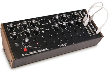 MOOG DFAM Semi-modularer Analog Percussion Synthesizer mit 8 Step Sequencer, 24-Punkt Patchbay