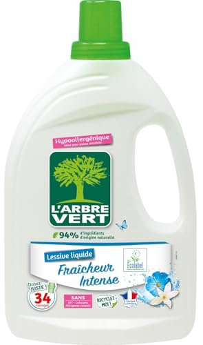 L'Arbre Vert Lessive Fraîcheur Intense - Hypoallergénique - 34 Lavages - 94% d'ingrédients d'origine naturelle - 1,53L