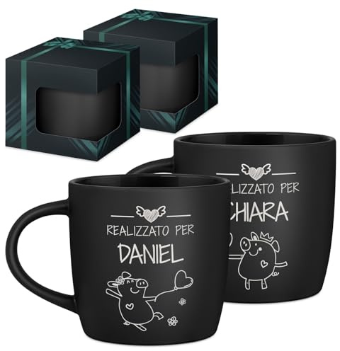 Maverton Set di 2 Tazze Colazione - Due Tazze Personalizzate in Ceramica Nere Opache - Tazzine Caffe per Coppia con Dedica Incisa - Idee Regalo Fidanzato Anniversario Genitori