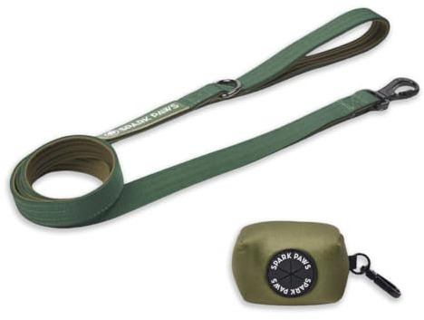 Spark Paws Premium Hundeleine und Kotbeutel-Set, robuster Haken aus Legierung für stark ziehende Rassen, bequem, langlebig und sicher - Army Green