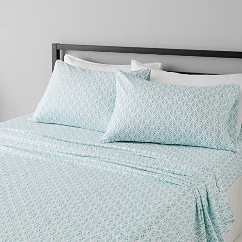 Amazon Basics Parure de lit 4 pièces en microfibre, douce, facile d'entretien, drap-housse 198 x 203 cm, drap plat 274 x 259 cm, 2 taies d'oreiller 51 x 102 cm, motif fougère sur fond bleu clair