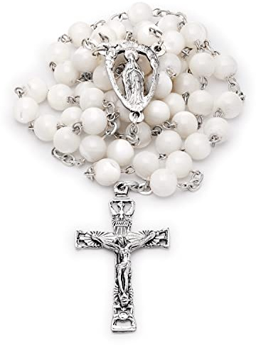 Mondo Cattolico - Rosario católico Tradicional de Cuentas de Madreperla con Medalla Central con el Sagrado Corazón de Jesús y Crucifijo del Espíritu Santo.