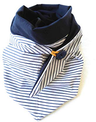 Tuch mit Knopf, Sommer- Schaltuch, Dreieckstuch, Wickelschal, Handmade in Deutschland
