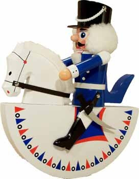 Rudolphs Schatzkiste Nussknacker Reiterlein Husar blau BxHxT 24,5x27,5x10cm NEU Weihnachten Seiffen Nutcracker Nüsse Erzgebirge Winter Dekoration Holzkunst Holz Weihnachtsmann Christmas Walnuss