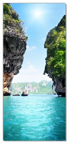 Wallario Selbstklebende Türtapete Felsenschlucht am Meer in Thailand - Türposter 93 x 205 cm Abwischbar, rückstandsfrei zu entfernen