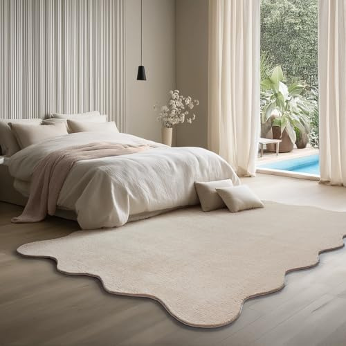 the carpet Lina Shape Scallop Teppich, Kunstfell, Flauschiger Teppich, Anti-Rutsch Unterseite, Waschbar, Super Soft, Beige, 160 x 220 cm