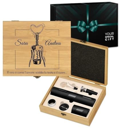 Maverton Stappa Bottiglie Elettrico, Set Accessori Vino | Cavatappi Birra, da 6 Pezzi, Personalizzato a Stampa, Scatola in Legno di Bambù, 27x22x7 cm, per le Coppie, Cavatappi