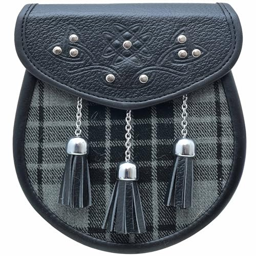 Sporran pour kilt semi-habillage – Sporran en cuir noir avec 3 pompons, accessoires idéaux pour la tenue des Highlands et la tenue traditionnelle écossaise pour hommes, Noir , 22cm X 18CM