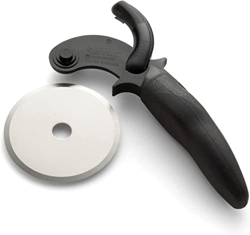 CUTCO Model 1502 Pizza Cutter....Sharp, removable, easy to clean blade.....Soft-grip Thermoresin black handle....7 3/4 overall length.... Still in the bag from the factory