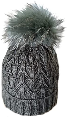 MERRYLAND Mütze Echtfellbommel Pudelmütze ECHTFELL Bommelmütze Hat Real Fur Handmade Fellbommel Echt Fell Strickmütze Bommel Pelzbommel Waschbär Raccoon Pelz