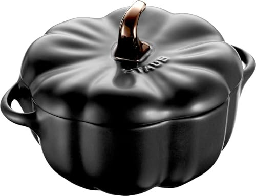 STAUB Calabaza Pequeña de Cerámica de 0.5 Cuartos de Galón, Apta para Horno y Estufa Hasta 572 °F, Plato de Calabaza y Caramelo, Negro Mate