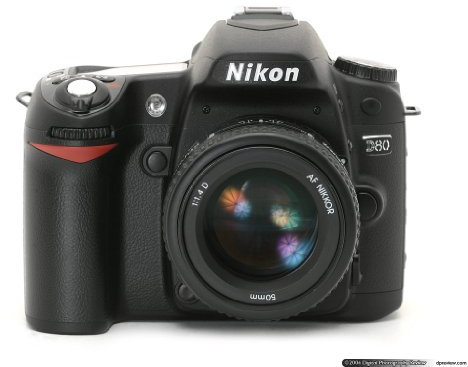 Nikon D80 Appareil photo numérique Reflex 10.2 Boîtier nu Noir
