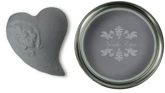 Nordic Chic Peinture à la craie | Colour Stormy Grey | 750 ml | pour meubles, bois, métal et plus | zéro COV | Ecolabel | EN 71-3 Cert. (peut être utilisé sur les meubles des enfants)