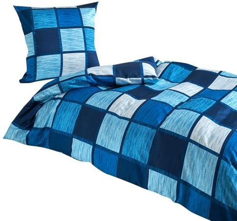 Traumschlaf Mako-Satin Bettwäsche Verso Denim – Edle Satin Bettgarnitur aus 100% Baumwolle im modernen Karodesign in Blautönen – mit Reißverschluss – 135x200 cm + 80x80 cm