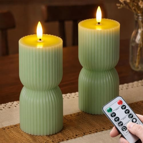 Wroxipel Velas LED sin llama con mando a distancia, pack de 2 velas de pilar acanaladas de cera real, efecto parpadeante mecha 3D, funciona con pilas, temporizador, 7cm x15cm